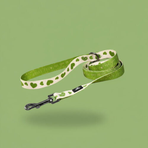 povodec za pse zelene barve srčki loomp oblikovano v sloveniji